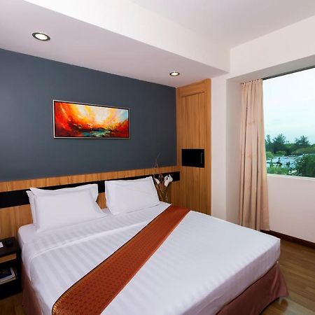 Mariner Hotel Labuan Exterior photo