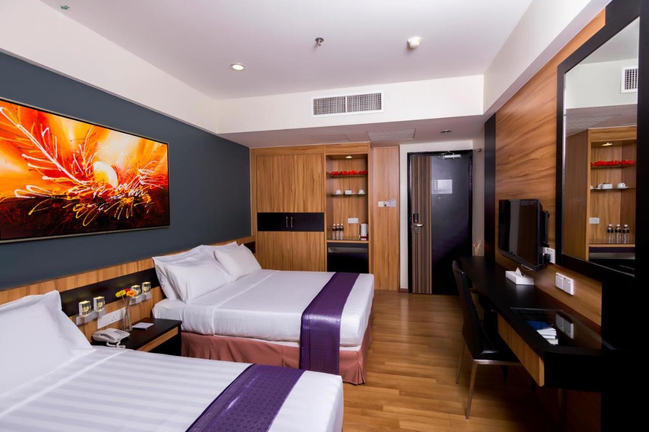 Mariner Hotel Labuan Exterior photo