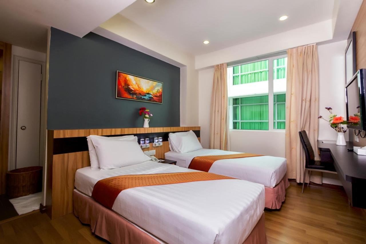 Mariner Hotel Labuan Exterior photo